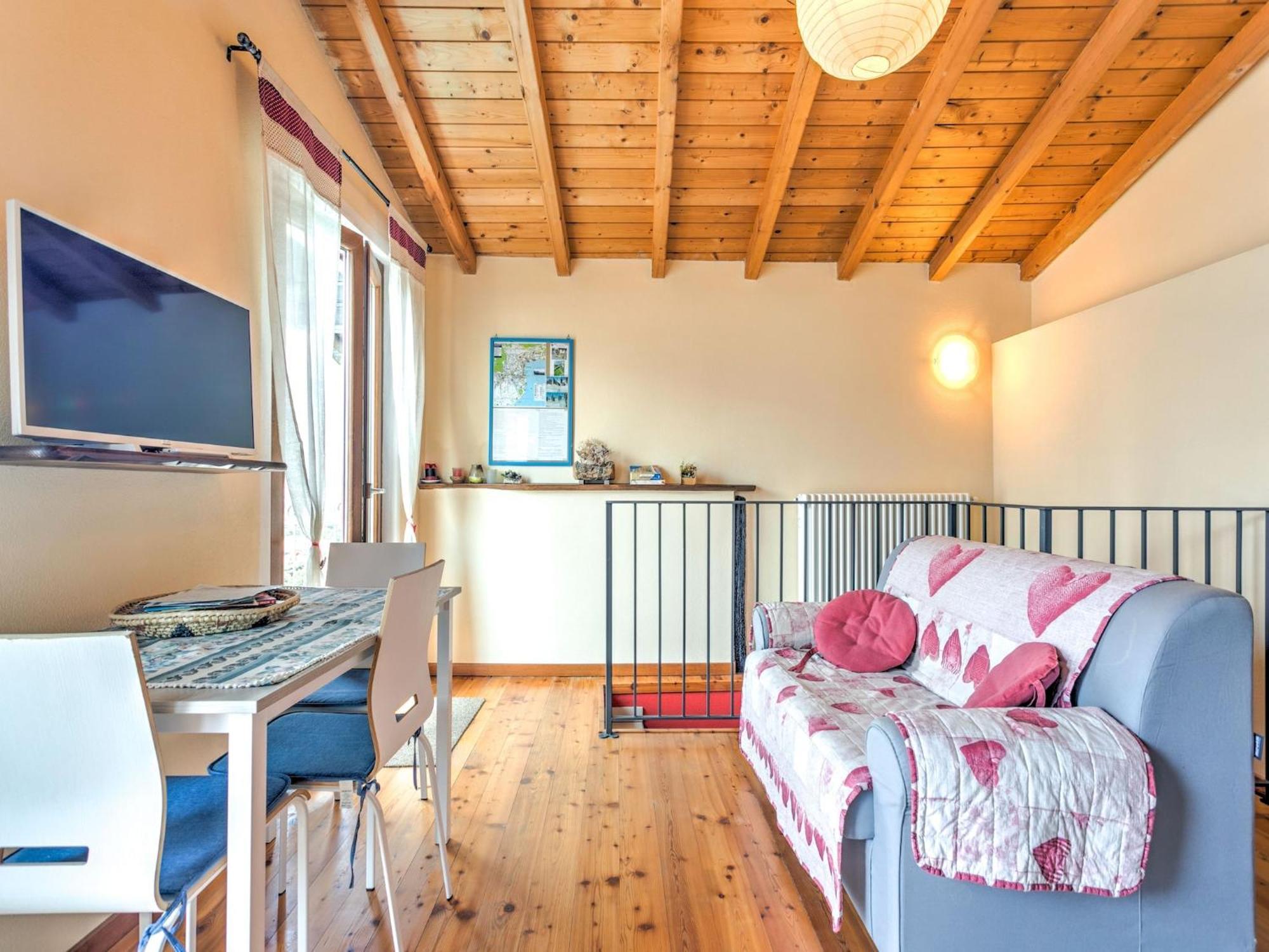 Apartamento Wonderful Flat With Swimming Pool Lift And Garden Gravedona Exterior foto