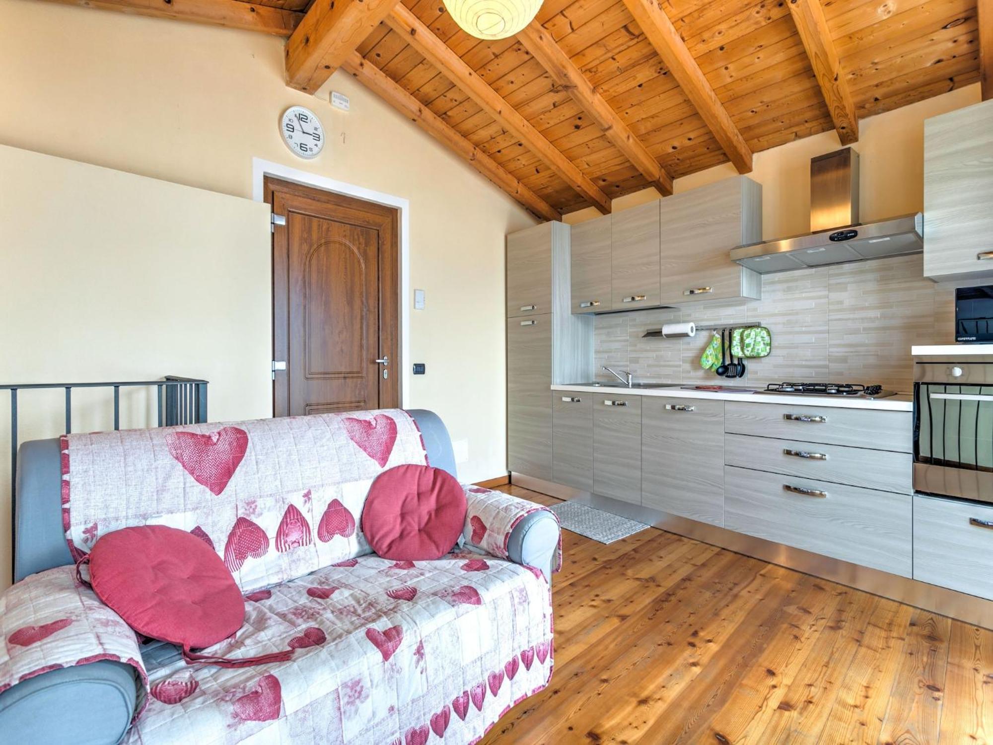 Apartamento Wonderful Flat With Swimming Pool Lift And Garden Gravedona Exterior foto
