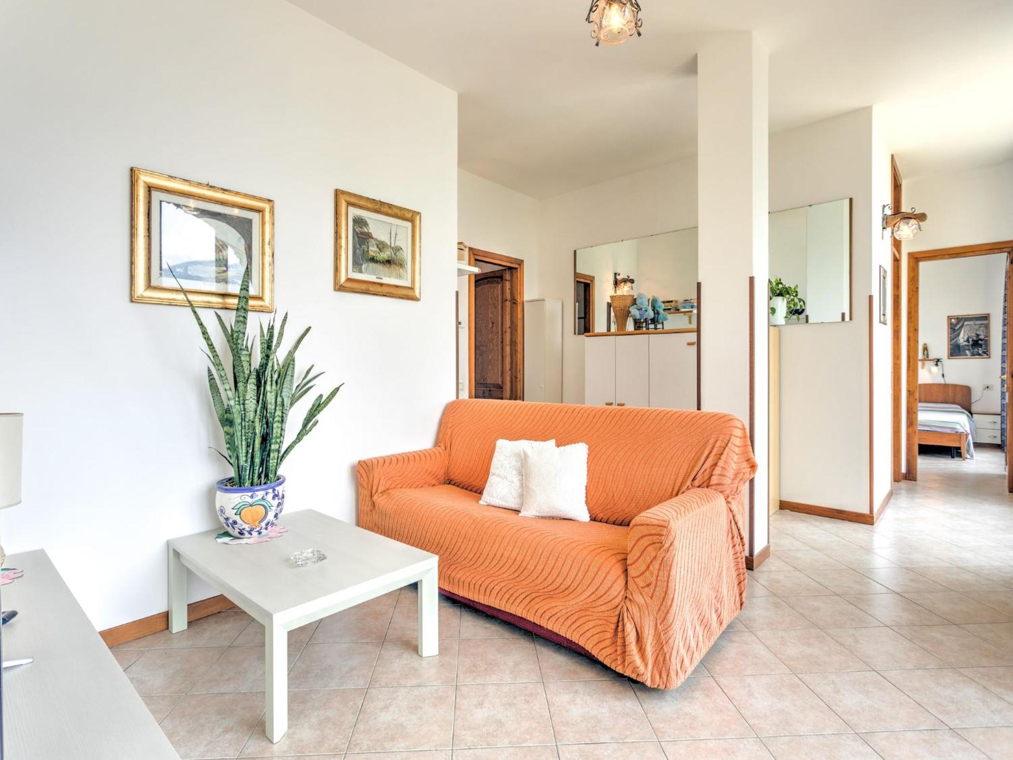 Apartamento Wonderful Flat With Swimming Pool Lift And Garden Gravedona Exterior foto