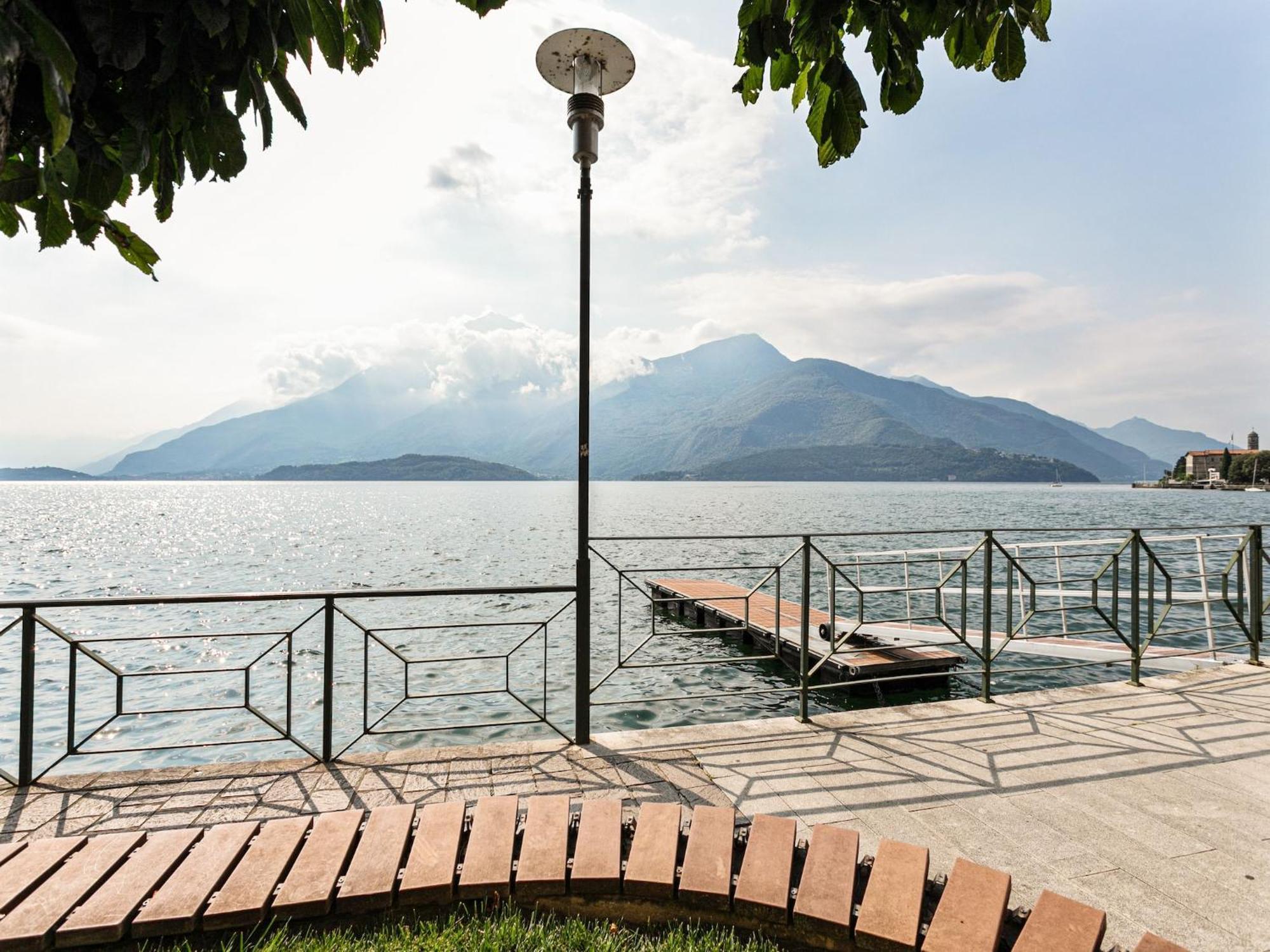 Apartamento Wonderful Flat With Swimming Pool Lift And Garden Gravedona Exterior foto